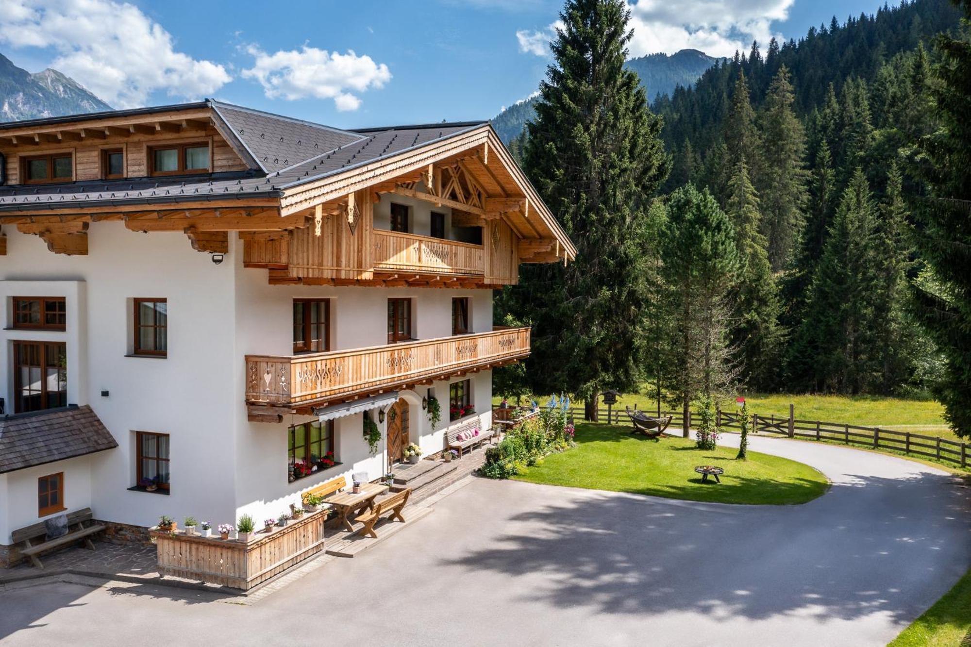 Pension Walchauhof Flachau Exterior photo